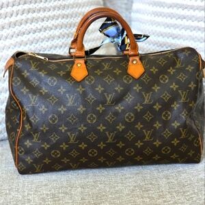 Louis Vuitton Brown Speedy 40 Handbag